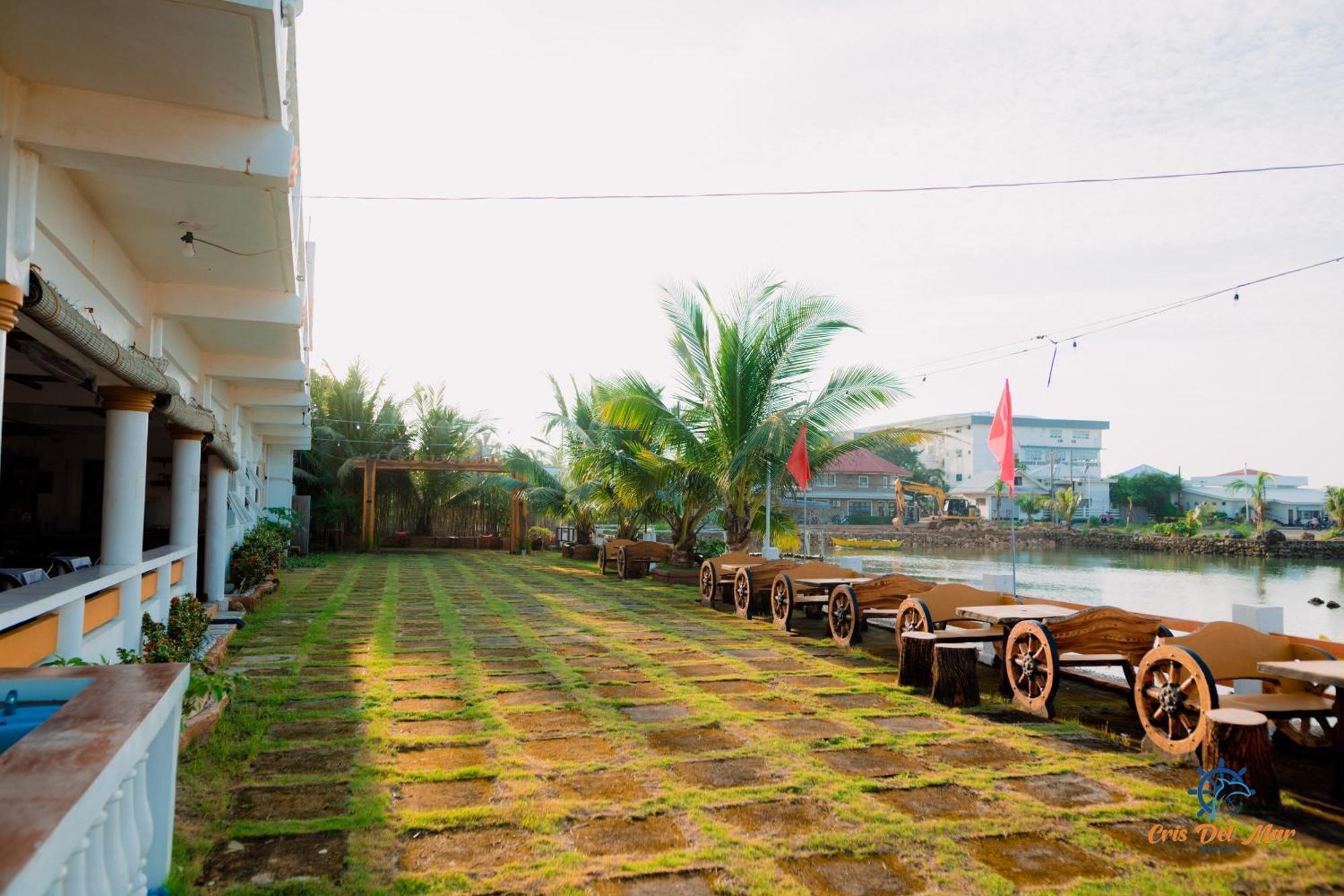 Cris Del Mar Resort Bolinao Exteriér fotografie