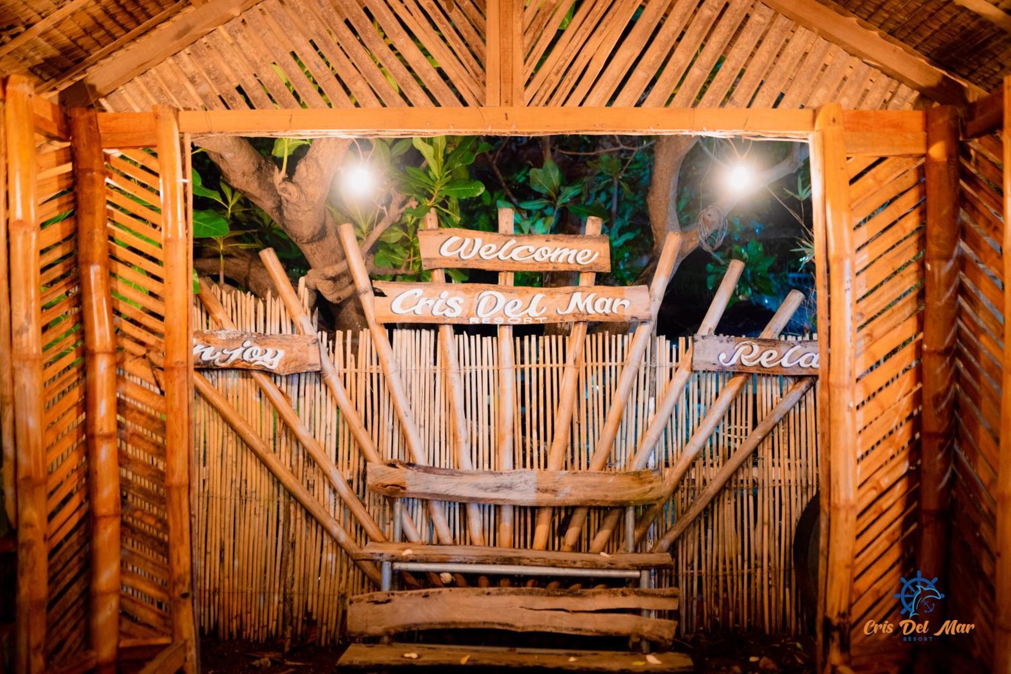 Cris Del Mar Resort Bolinao Exteriér fotografie